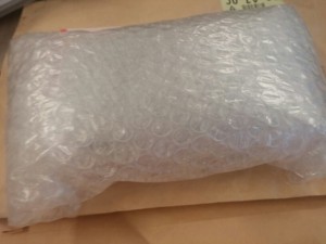 携帯電話が届く