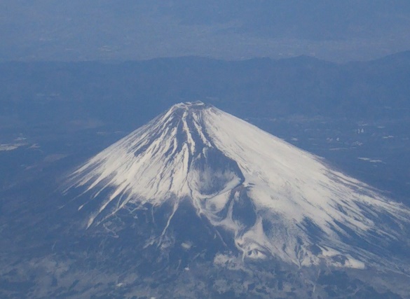 聴くと変わる